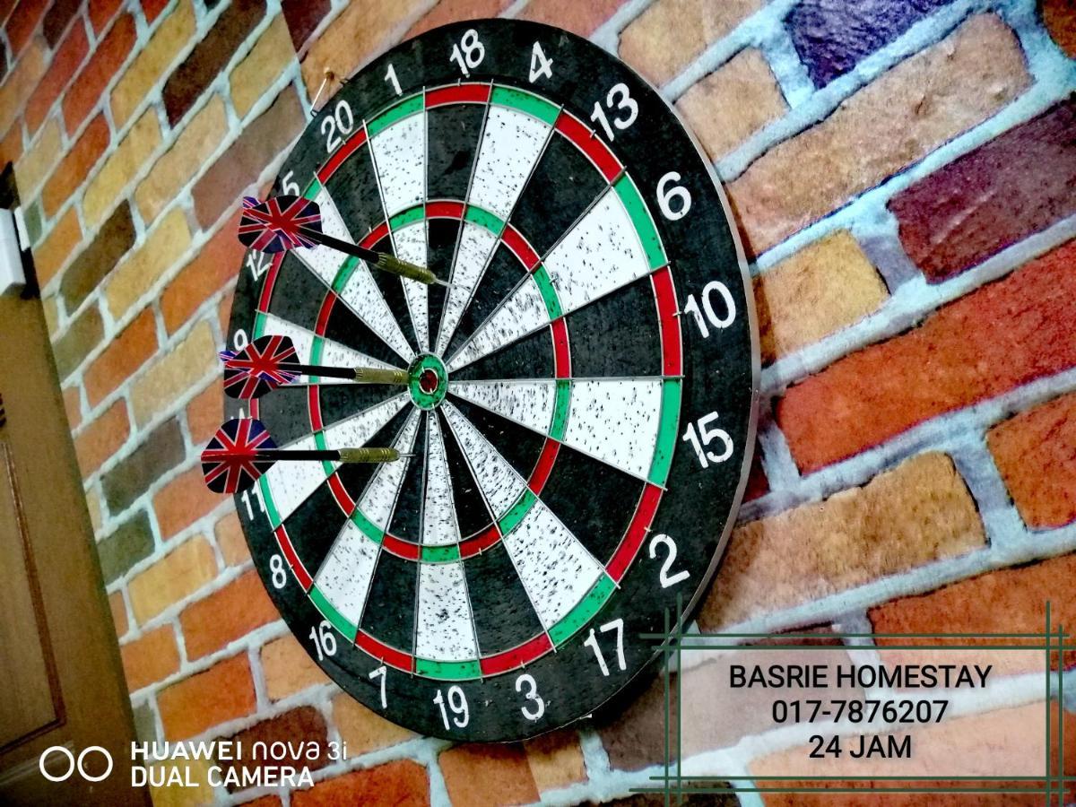 Basrie Villa "Mslim Only" - Mini Cinema , Private Pool , Wi-Fi , Netflix Muar Exterior foto